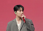 '송스틸러' 아이콘 구준회, 왁스 '엄마의 일기' 록 버전 편곡…HYNN, '머니'ㆍ'오빠' 매시 업