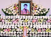 [종합] 故 송대관, 발인 엄수…태진아ㆍ설운도 등 동료 눈물 속 영면