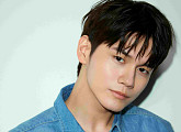 옹성우, 새 프로필 공개…남성美 폭발