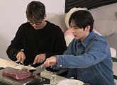 '나혼자산다' 이장우, 불판 준비…려운·리노 위해 횡성 정육점 한우 살치살 스테이크 대접