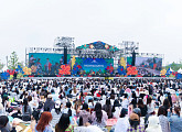 위버스콘 페스티벌, 한국 대중음악 축제로 도약…관객 2만 6000명 운집