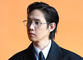 '오징어 게임3' 박성훈, 트렌디&클래식 넘나드는 화보 공개