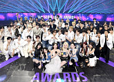 '서울가요대상' 투바투→엔시티 위시 등 K팝 아티스트들의 화려한 무대 속 성료