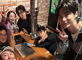 변우석, '힘쎈여자 강남순' 배우들과 회동…통금 연장 치트키