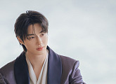 '21세기 대군부인' 변우석, 범접불가 아우라