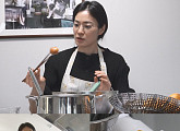 '나혼자산다' 옥자연, 개성주악 레시피 도전