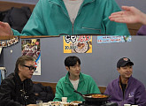 '미우새' 이제훈, 병어조림 맛집 포차 '모범택시' 회동