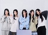 아일릿, 데뷔 2주년 소감 "매 앨범 새로운 도전"