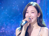 티파니 영, ‘더 시즌즈’ 첫 출연 ‘소녀시대’ 재해석
