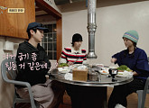 [종합] '꽃보다 청춘' 제주도 흑돼지 먹방으로 종영…후속 '스트릿 레스토랑 파이터'