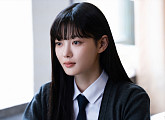 '친애하는 X' 김유정·김지훈, 위험한 동행
