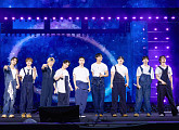 세븐틴, 스타디움 팬미팅 마무리…'두 번째 챕터' 약속