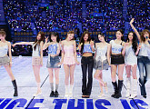 트와이스, 월드투어 대장정 마무리 "매 순간 감동 넘어 전율"
