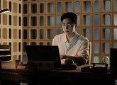 ‘최애의 사원’ 강훈, 패션 스타트업 CEO 변신…‘온앤오프’ 매력 포착