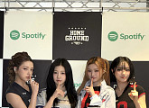 피프티피프티, ‘T1 썸머 페스타’ 축하 무대…아테나, 텐즈X폰과 이벤트 쇼매치