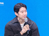 ‘더 시즌즈’ 박재범, 부상 투혼 비보잉→성시경과 듀엣