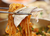 '동네한바퀴' 닭수육·버섯샤부샤부·두백 감자칩 조명
