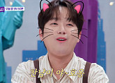 ‘톡파원 25시’ 이찬원, 리센느 무대에 "야~호"…찬냥이 변신