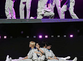 파우, 서울 콘서트 성황리 개최…팬송 'Love Again' 발매