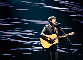 10CM, 숨은 명곡 복원…팬 콘서트 사흘간 60여 곡 소화