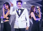 "대륙에서의 성공, 그 무게"…황치열, 직접 입 열었다