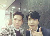 '슈가맨' 더네임, 정용화 외모 칭찬 "난 오징어 아닌 바퀴벌레"