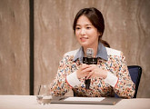 송혜교, KBS 다큐 '5월, 아이들' 내레이션 참여 '재능 기부'
