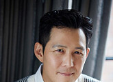 이정재, 씨제스와 이별…정우성과 합치나