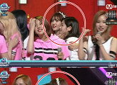 '엠카운트다운' 트와이스-전소미, 1년만 재회에 눈물 '펑펑'