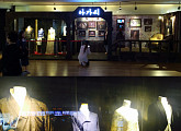 하정우-김민희 ‘아가씨’ 의상 미리 만나자…CGV 용산, 아가씨展 오픈