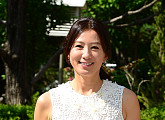 [BZ포토] 김희애, 뜨거운 태양보다 빛나는 미모