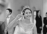 ‘5월의 신부’ 박정아, 웨딩드레스 입고 깜찍발랄 애교