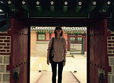 ‘옥자’로 韓 찾은 릴리 콜린스, 서울구경 삼매경