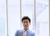 '특별수사' 김명민 "목 졸리는 촬영 후 감독님께 면담 요청"