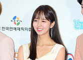 [BZ포토] 김소현, 17번째 생일 맞은 공주님