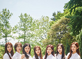 토니안, 다이아 컴백 쇼케이스 MC 지원 사격