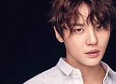 김준수, 여전히 뜨겁다…주간 음반차트 1위 석권