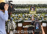 [BZ포토] 서울성모병원에 마련된 故 김성민의 빈소