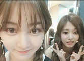 트와이스 쯔위ㆍ지효, 힘이 나는 상큼 미소 'Cheer up'