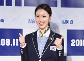 [BZ포토] 김예원, 전직 피겨요정의 엄지척~