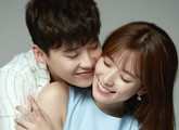 'W-두 개의 세계' 이종석-한효주, 완벽한 커플 '사랑스러워'