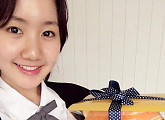 진지희, 벌써 데뷔 13주년? 팬 선물 인증 "감동"