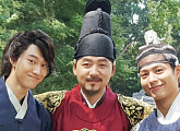 김승수, 박보검-곽동연 함께 '구르미 그린 달빛' 촬영 중