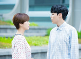 [운빨로맨스] 황정음 류준열, 시청자 홀리는 '운빨'은 없었네