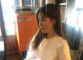 'W' 한효주, 옆 모습도 미인? "이틀만 기다려 주세요"