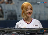 DJ소다, 콜라병 몸매 뽐내며 SK-넥센 전 시구 “영광입니다”