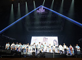 JYP NATION, 日 합동콘서트 終..3만 관객 운집 '성황'