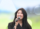 [BZ포토] 백예린, 축복받은 목소리