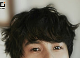김동완, '가요광장' 일일 DJ 나서…폭풍 입담 예고