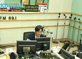 '가요광장' 일일DJ 김동완 등장, 간만의 진행에 떨림 가득